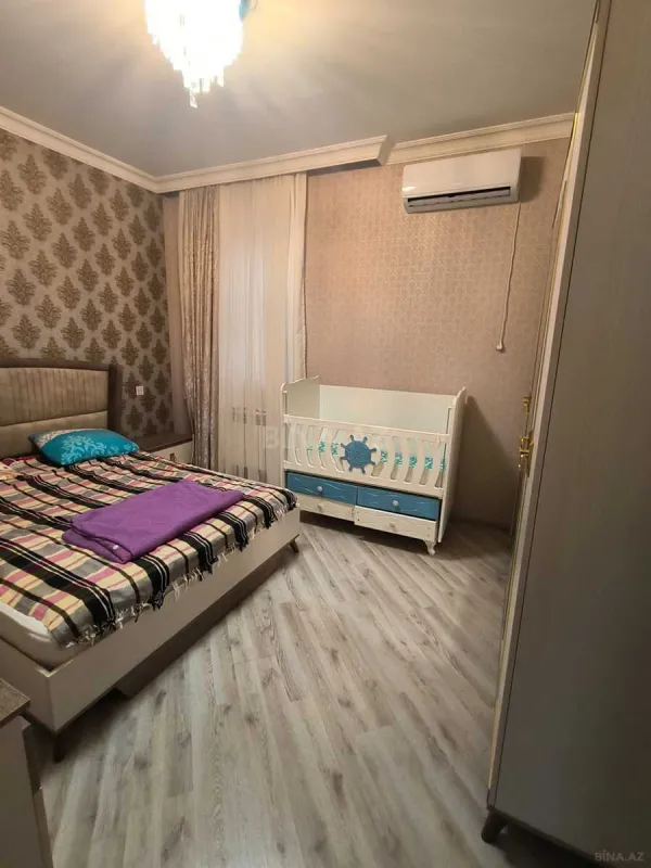 Satılır 4 otaqlı həyət evi 181 m²