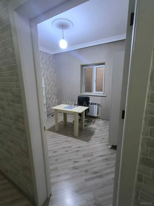 Satılır 4 otaqlı həyət evi 181 m²