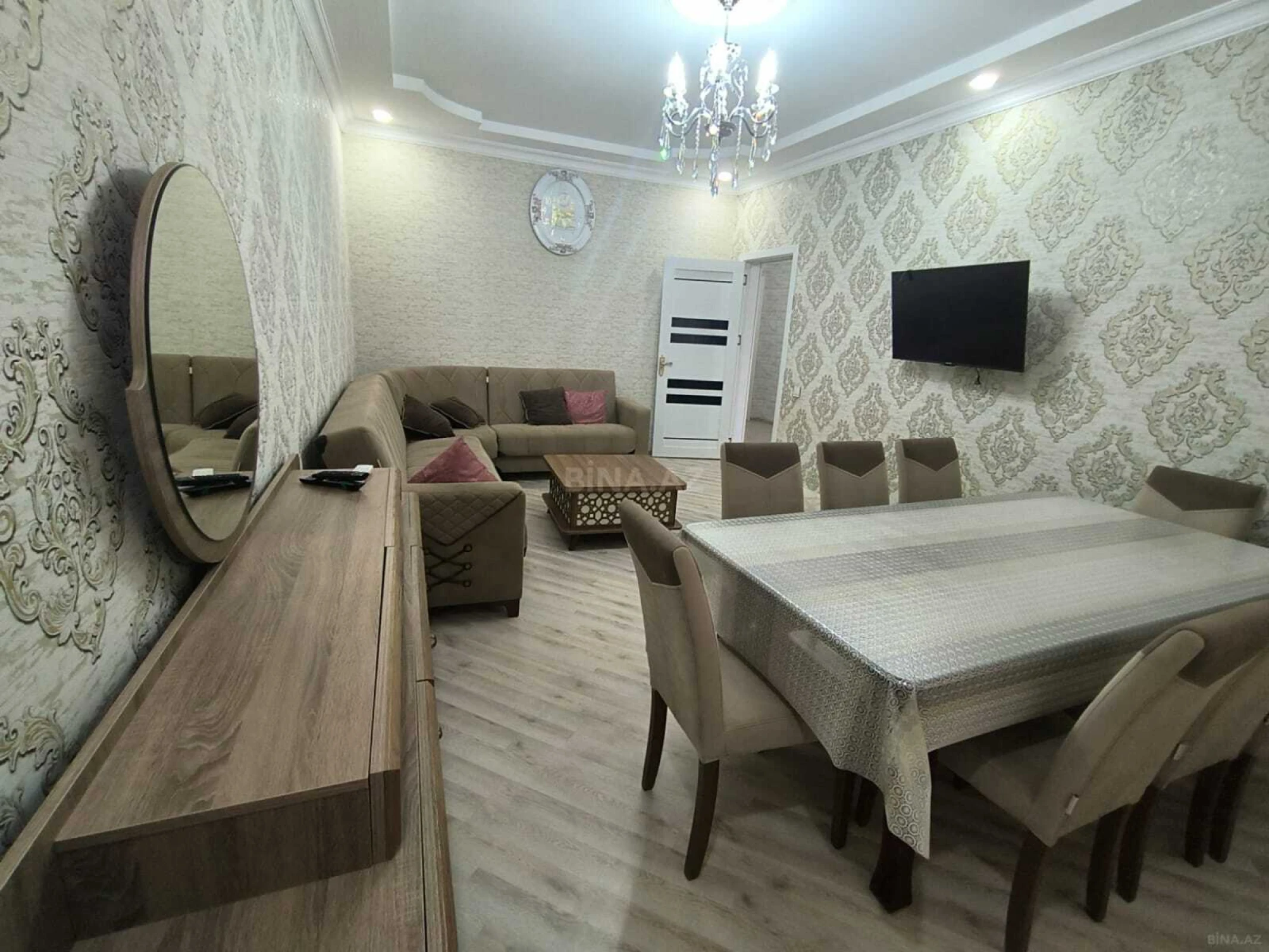 Satılır 4 otaqlı həyət evi 181 m²