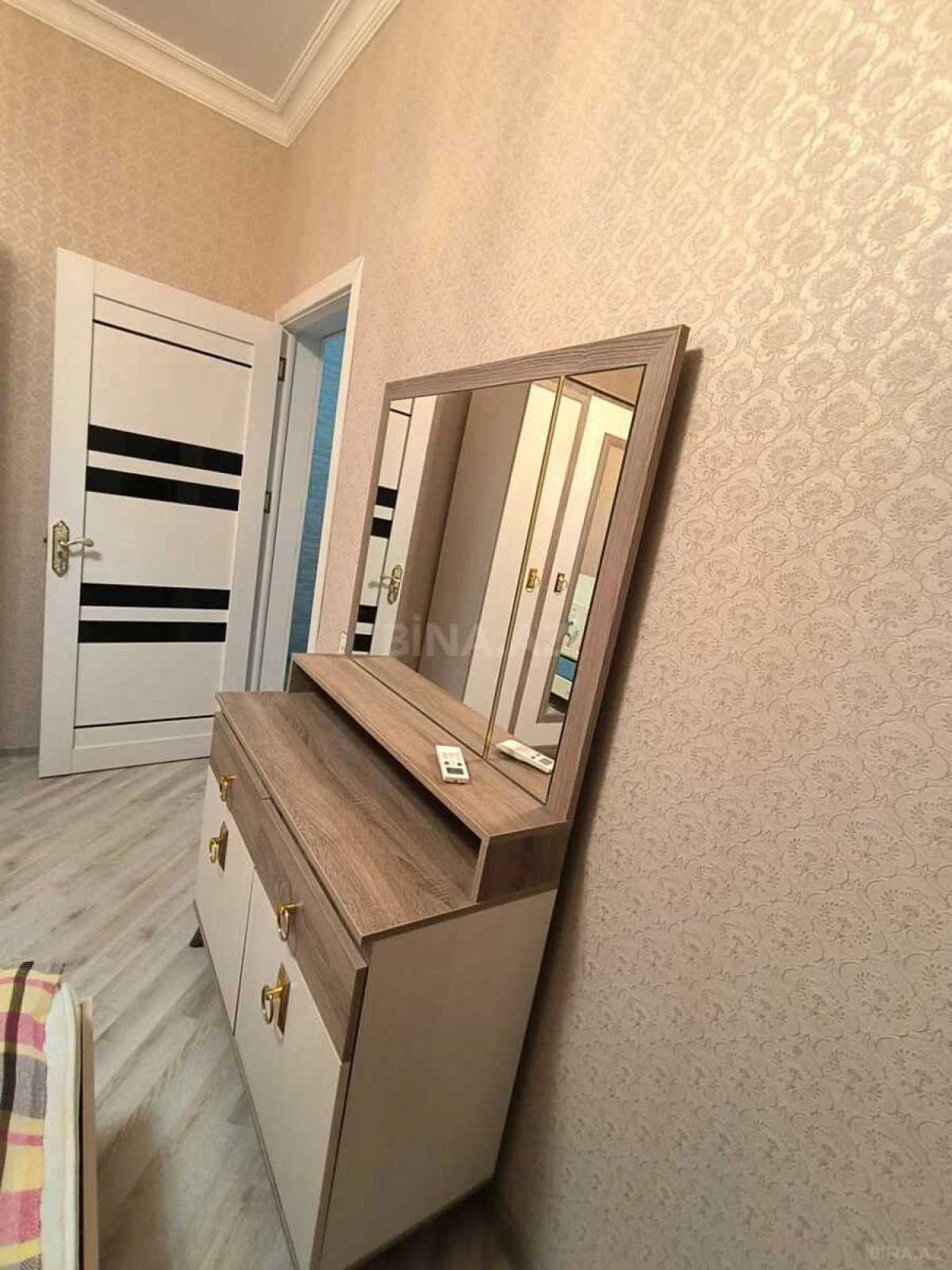 Satılır 4 otaqlı həyət evi 181 m²