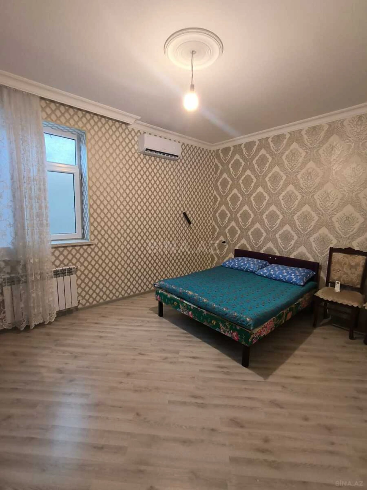 Satılır 4 otaqlı həyət evi 181 m²