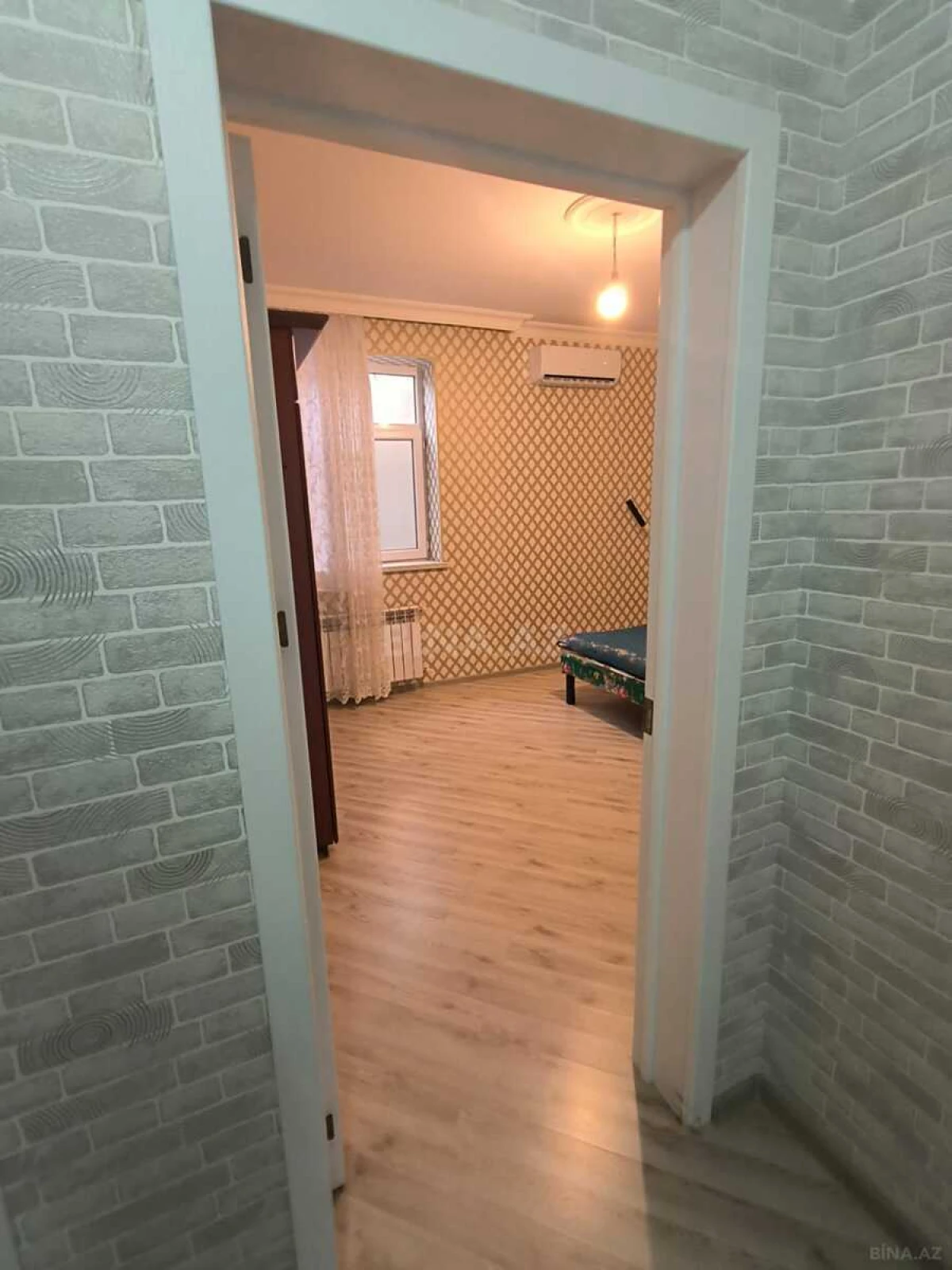 Satılır 4 otaqlı həyət evi 181 m²