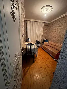 Kirayə verilir 2 otaqlı mənzil 60 m²