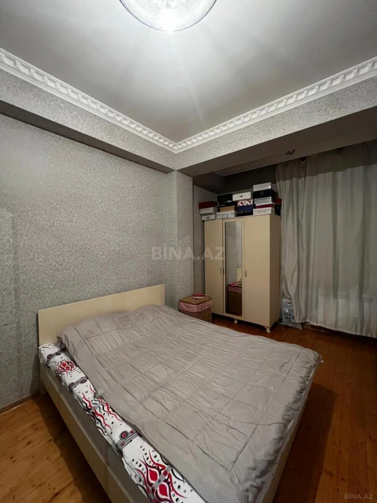 Kirayə verilir 2 otaqlı mənzil 60 m²