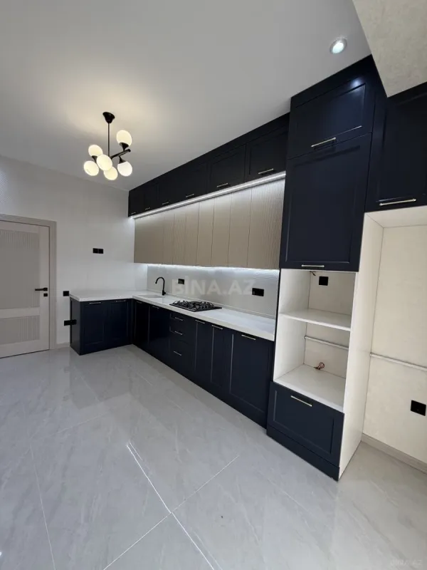 Satılır 3 otaqlı mənzil 105 m²