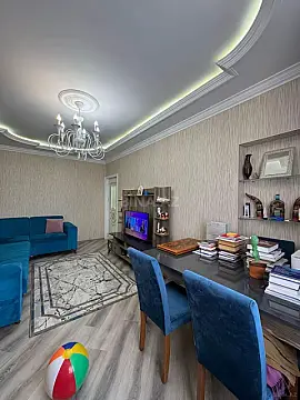 Satılır 2 otaqlı mənzil 60 m²