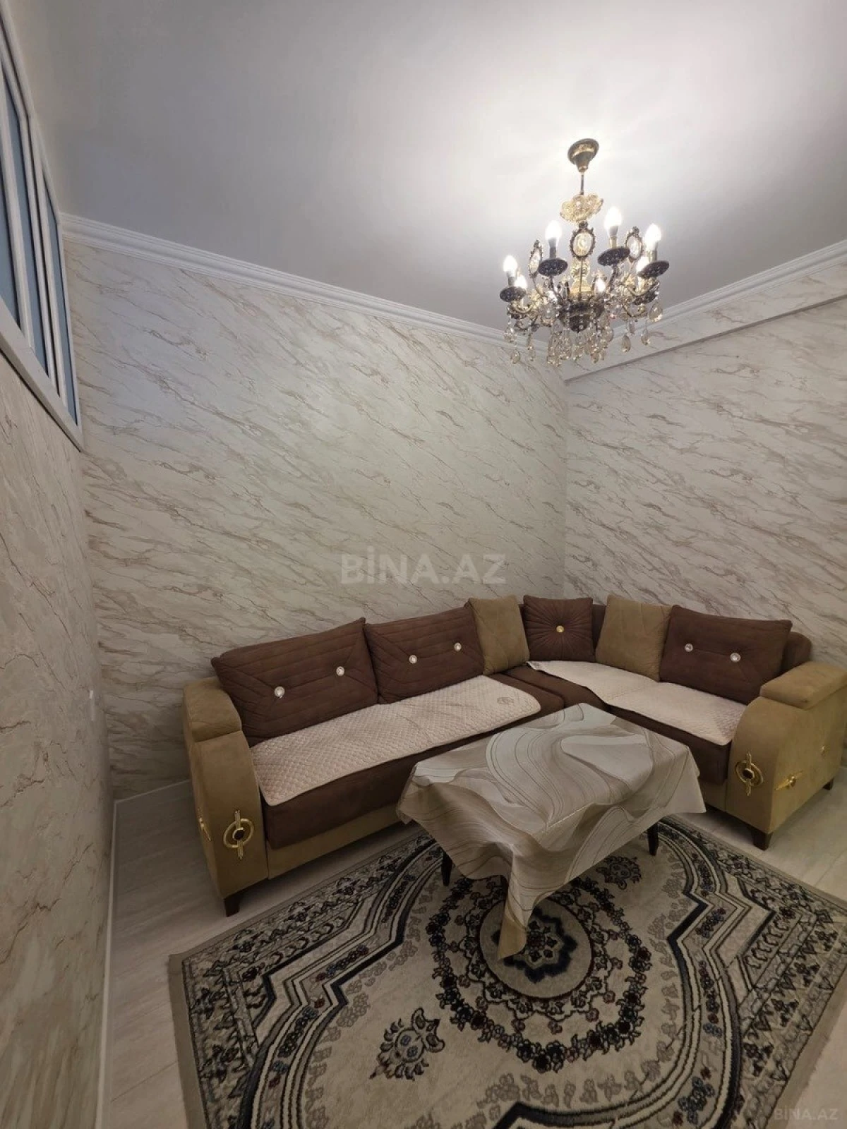 Kirayə verilir 2 otaqlı mənzil 60 m²