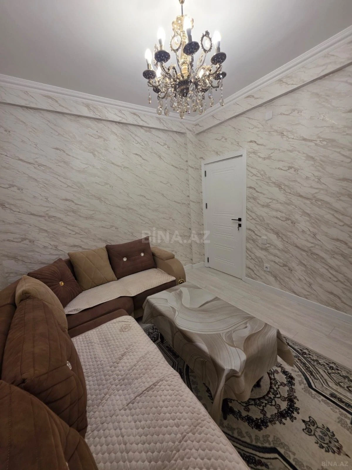 Kirayə verilir 2 otaqlı mənzil 60 m²