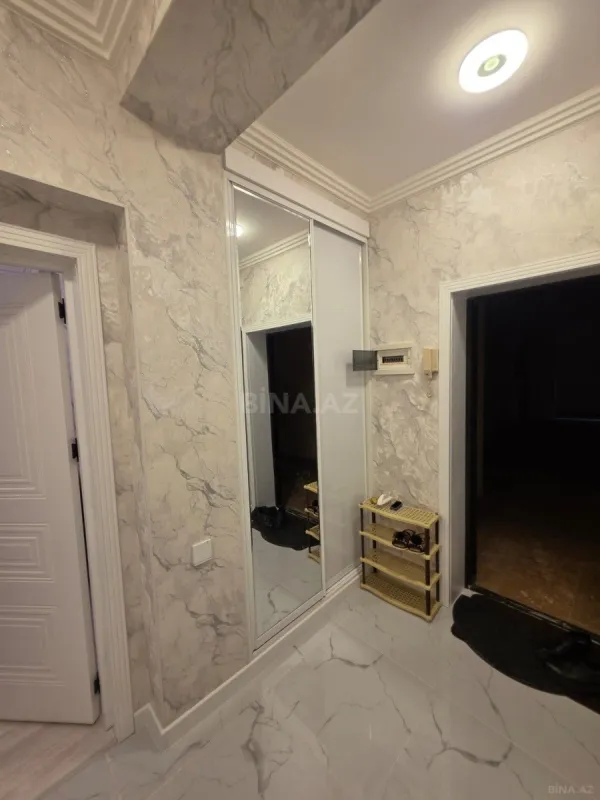 Kirayə verilir 2 otaqlı mənzil 60 m²