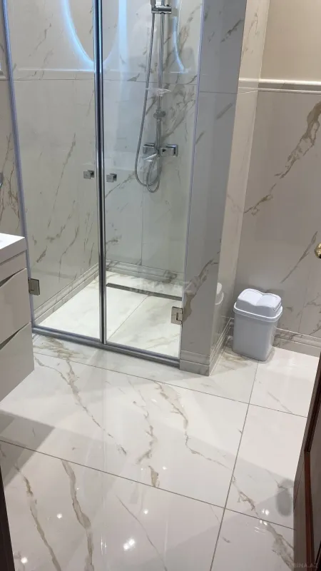 Kirayə verilir 2 otaqlı mənzil 45 m²