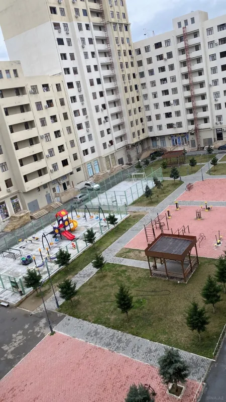 Kirayə verilir 2 otaqlı mənzil 45 m²