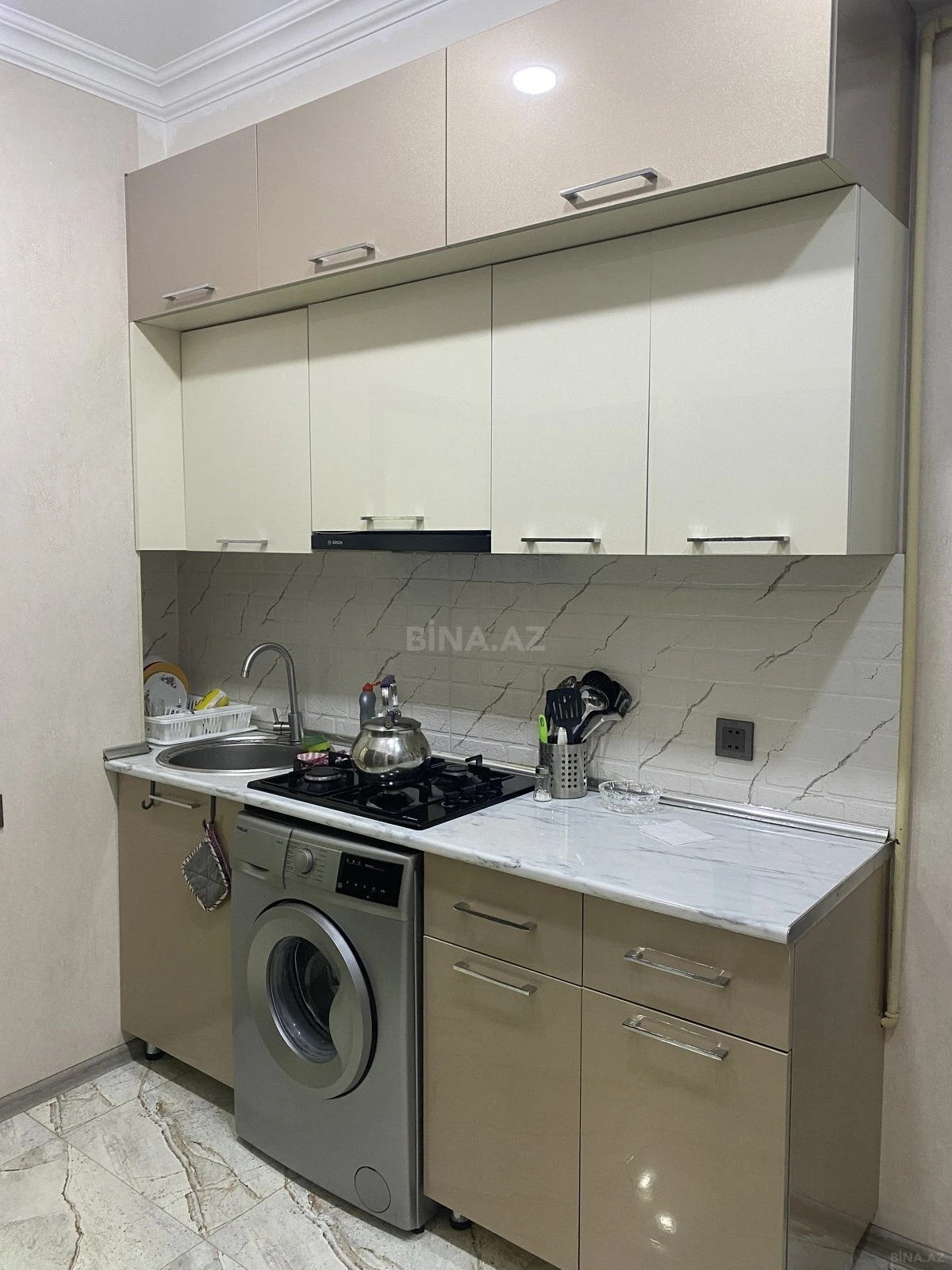 Kirayə verilir 2 otaqlı mənzil 45 m²