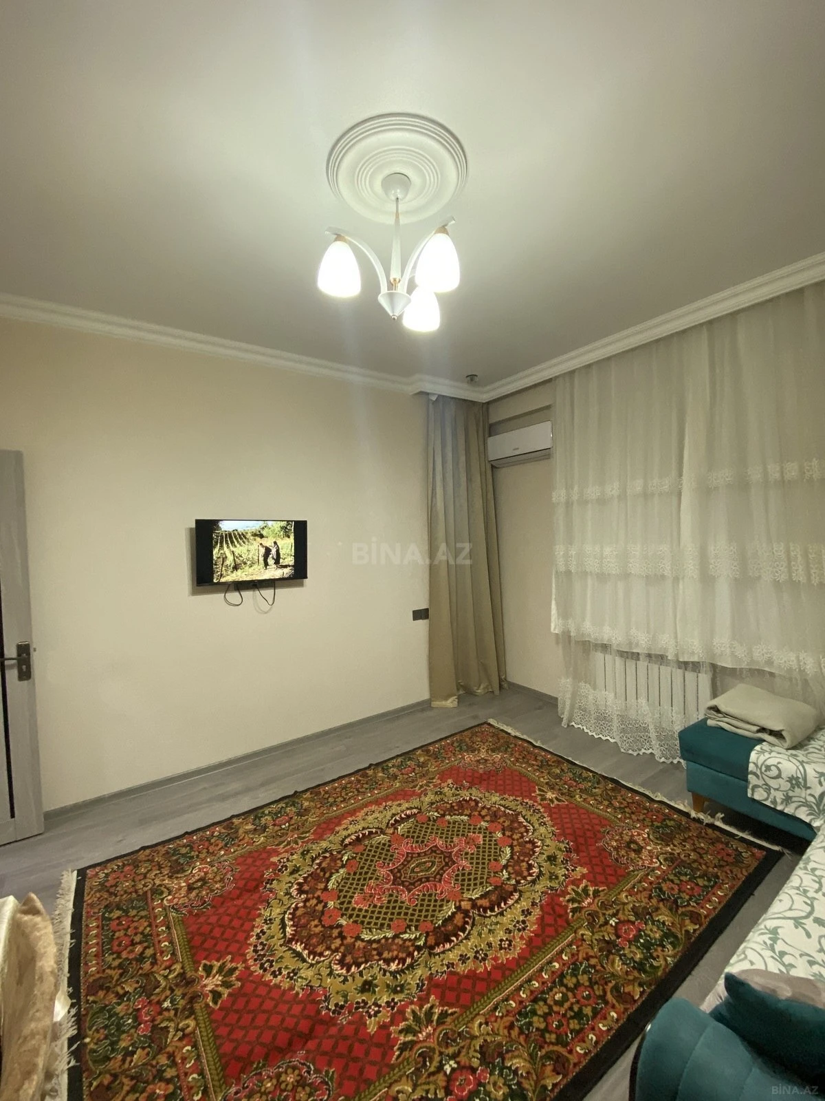 Kirayə verilir 2 otaqlı mənzil 45 m²