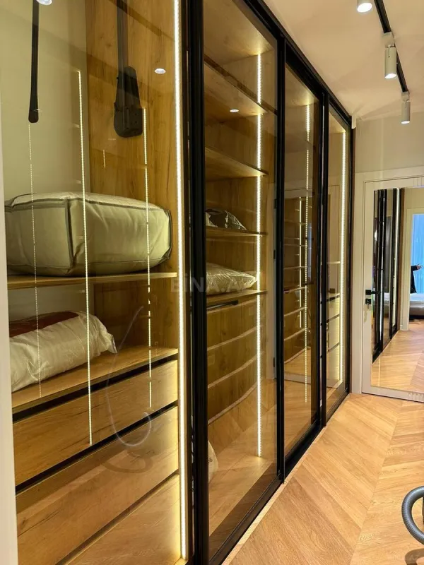 Kirayə verilir 3 otaqlı mənzil 170 m²