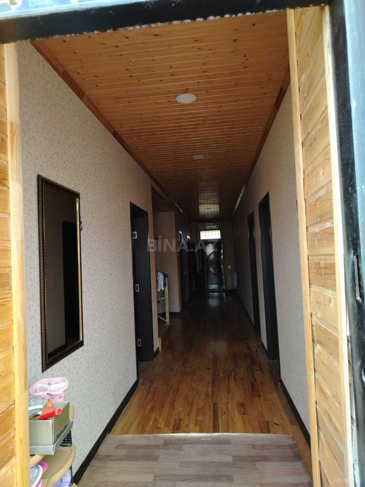 Satılır 6 otaqlı həyət evi 220 m²
