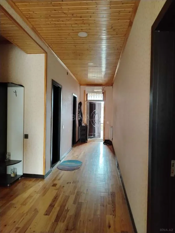 Satılır 6 otaqlı həyət evi 220 m²