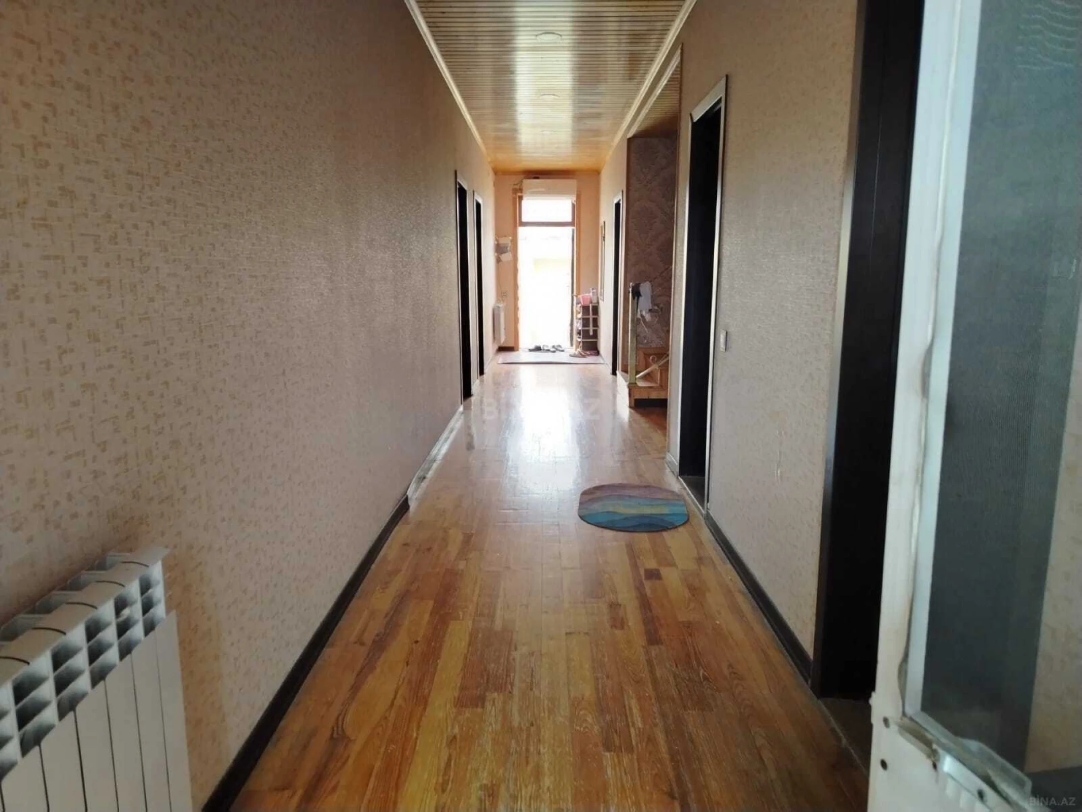 Satılır 6 otaqlı həyət evi 220 m²