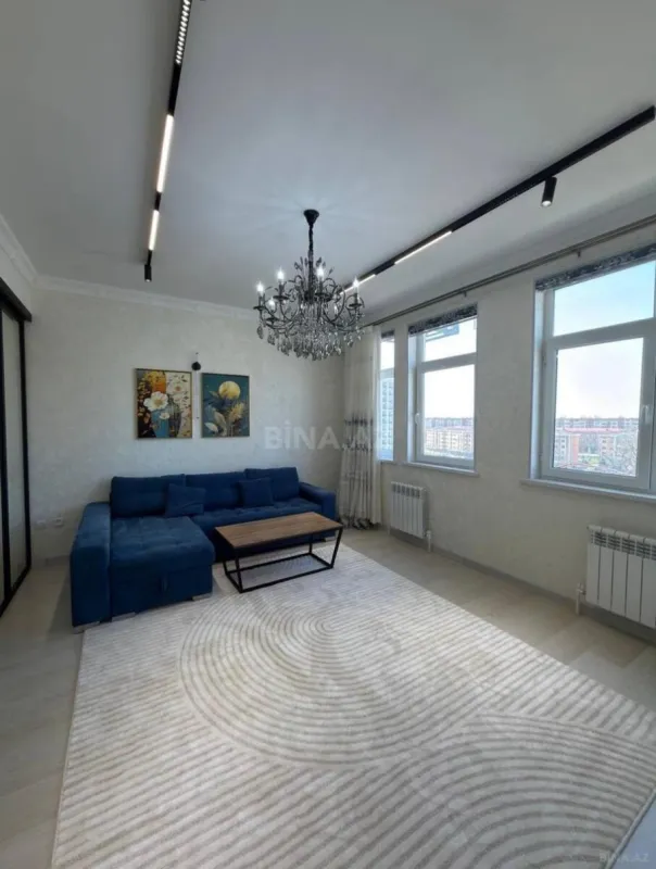 Kirayə verilir 2 otaqlı mənzil 90 m²