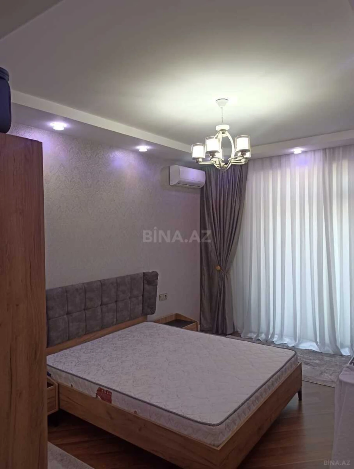 Kirayə verilir 2 otaqlı mənzil 68 m²