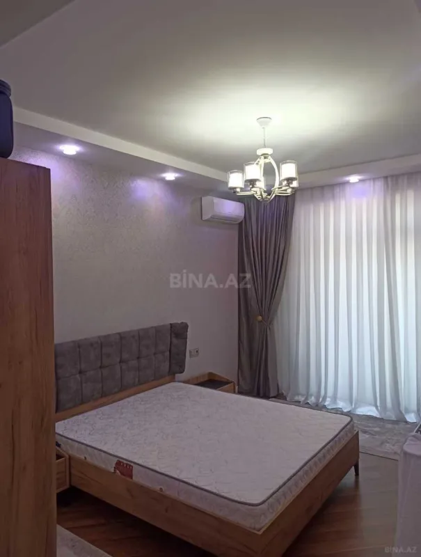 Kirayə verilir 2 otaqlı mənzil 68 m²