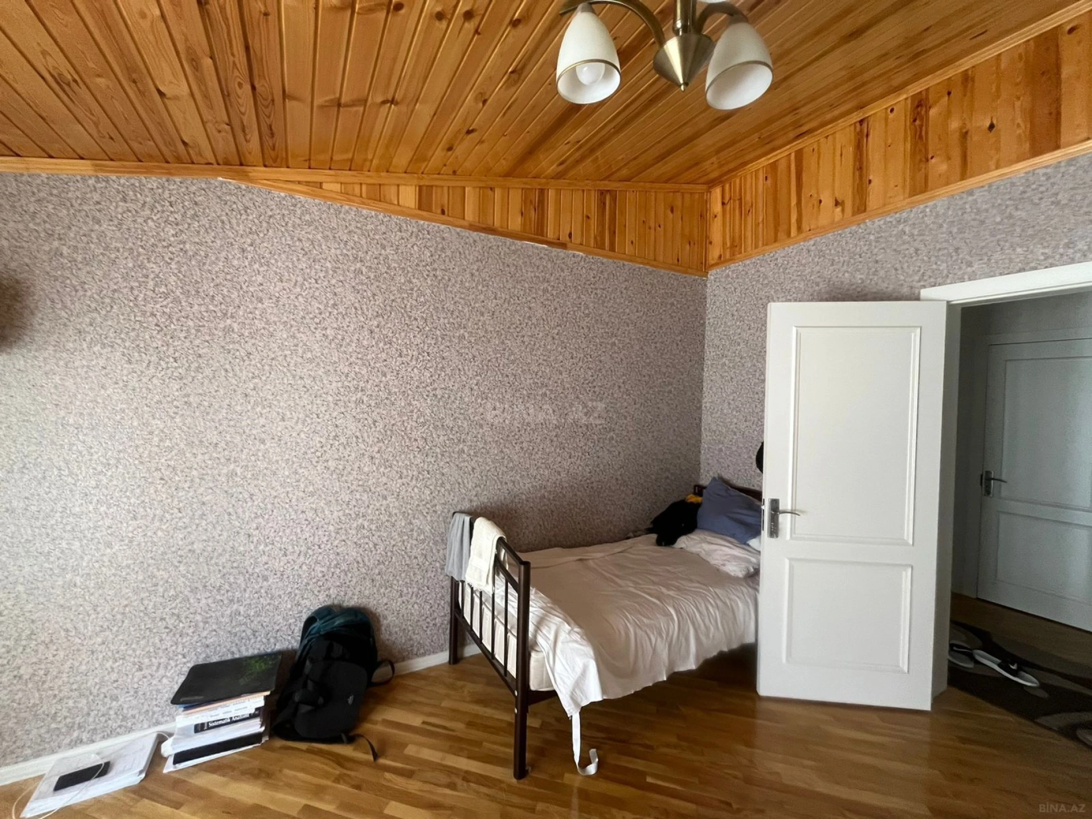 Kirayə verilir 3 otaqlı mənzil 134 m²