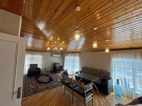 Kirayə verilir 3 otaqlı mənzil 134 m²