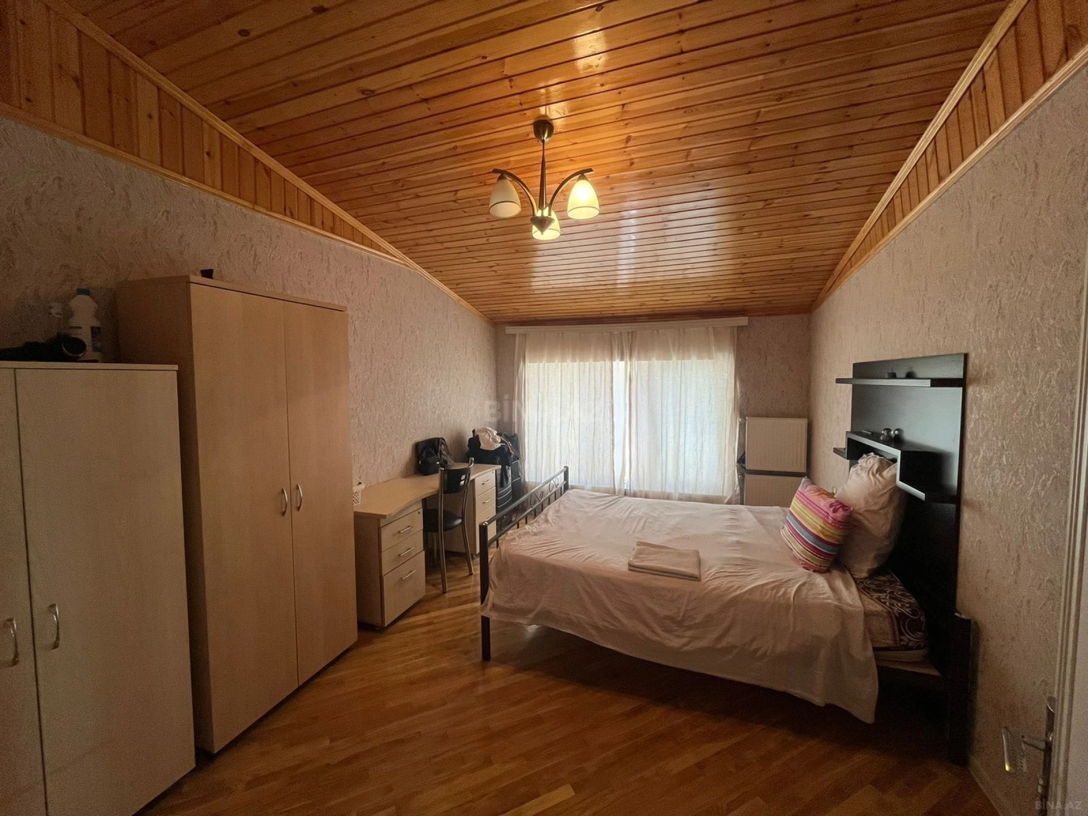 Kirayə verilir 3 otaqlı mənzil 134 m²