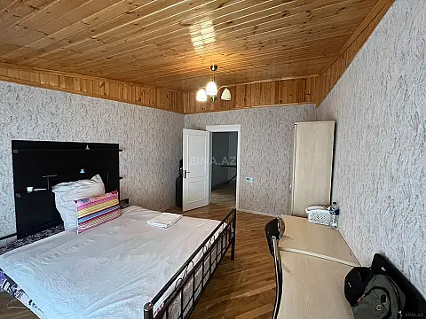 Kirayə verilir 3 otaqlı mənzil 134 m²