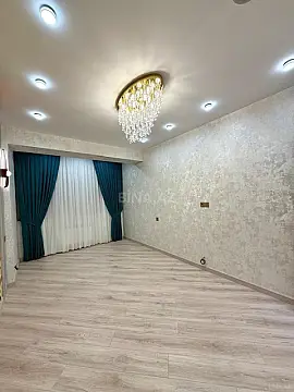 Satılır 3 otaqlı mənzil 110 m²