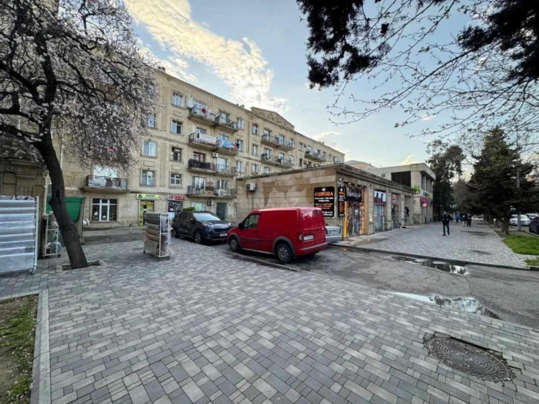 Satılır 3 otaqlı mənzil 55 m²