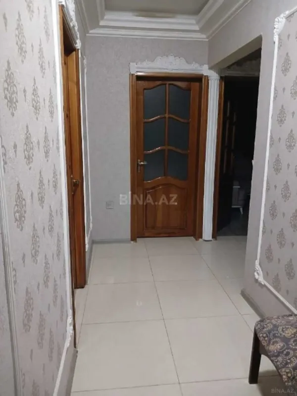Satılır 4 otaqlı mənzil 100 m²