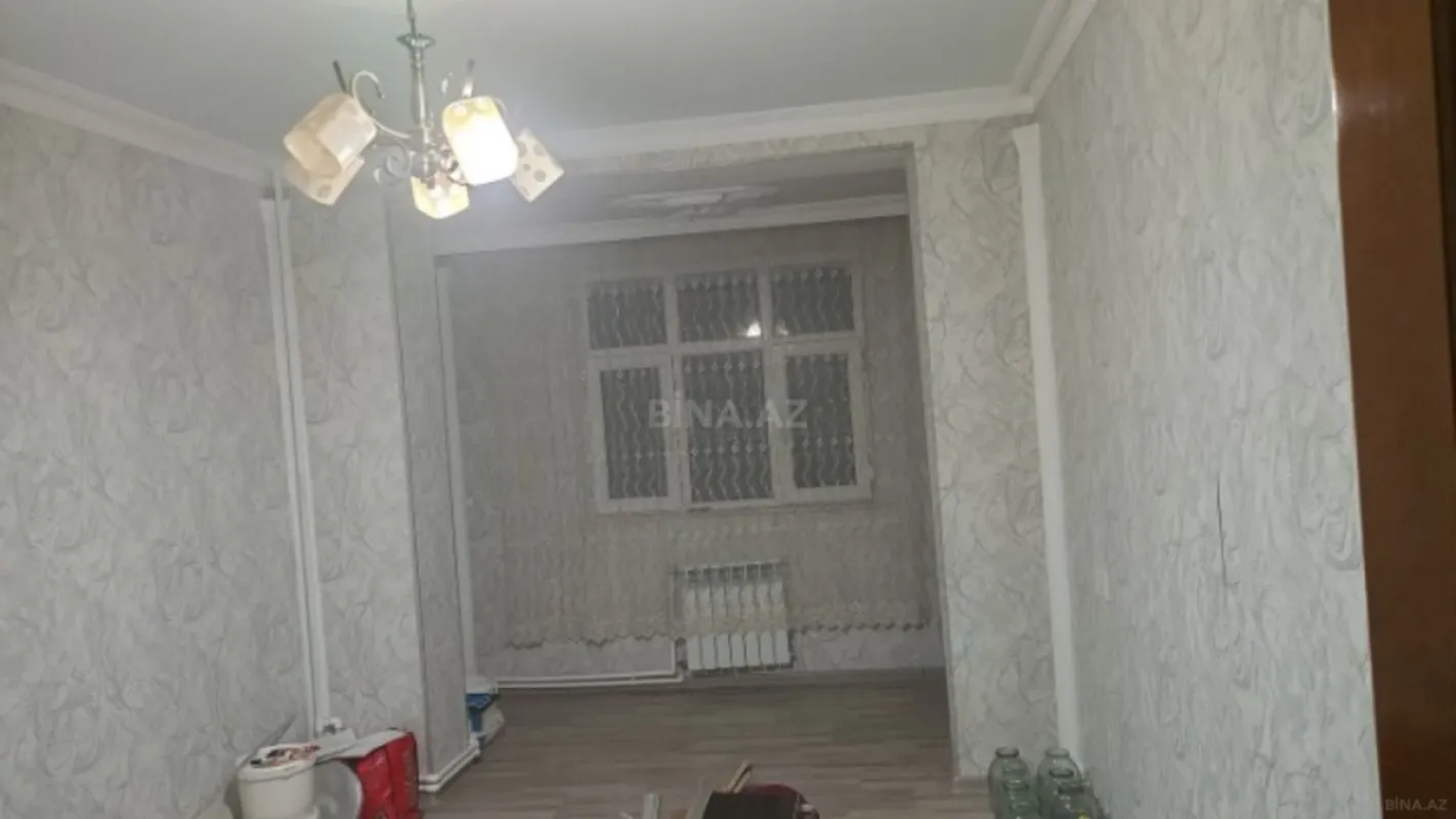 Satılır 4 otaqlı mənzil 100 m²