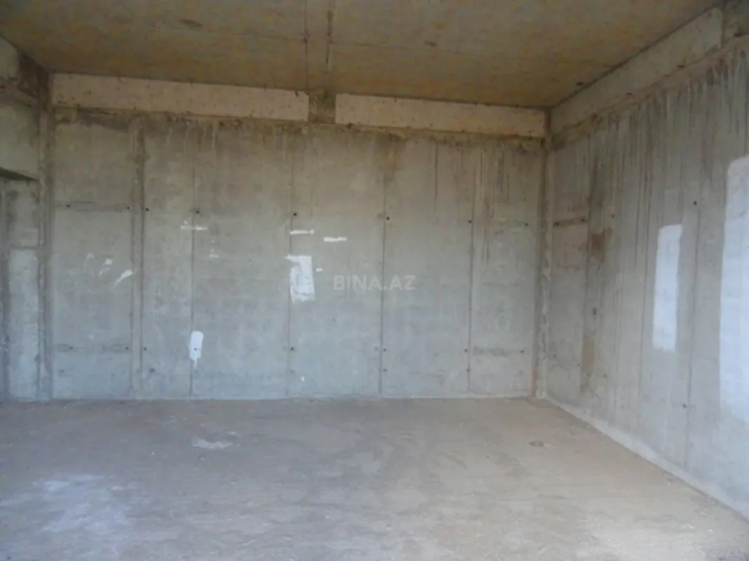 Satılır 3 otaqlı mənzil 157 m²