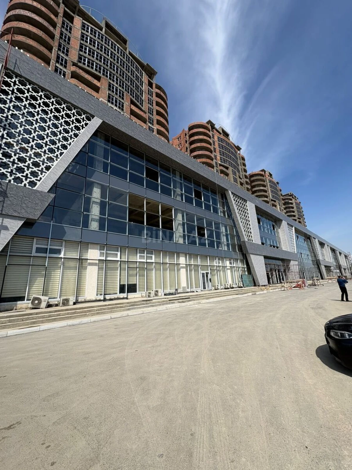 Satılır 1 otaqlı mənzil 56.7 m²