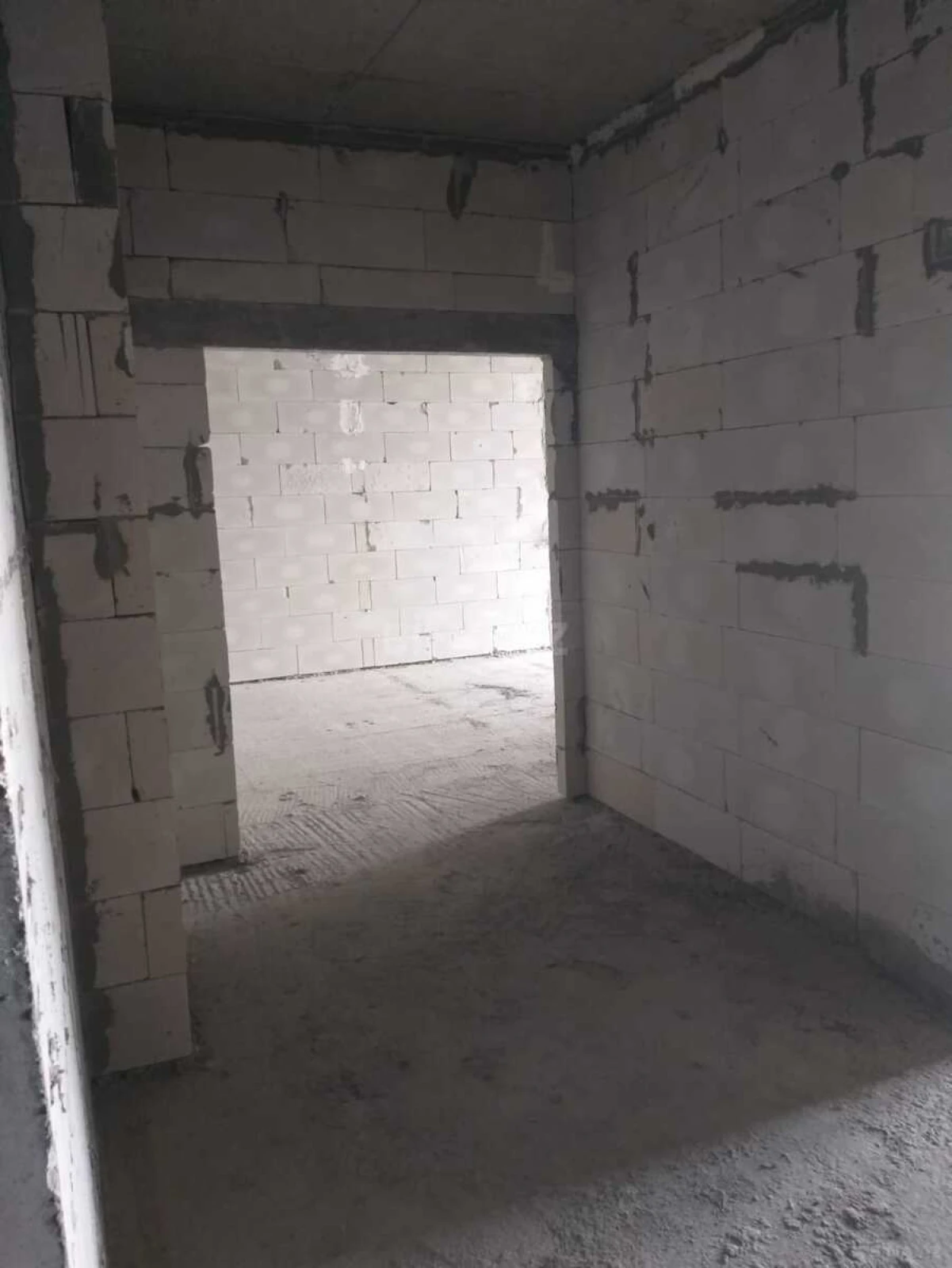 Satılır 1 otaqlı mənzil 56.7 m²