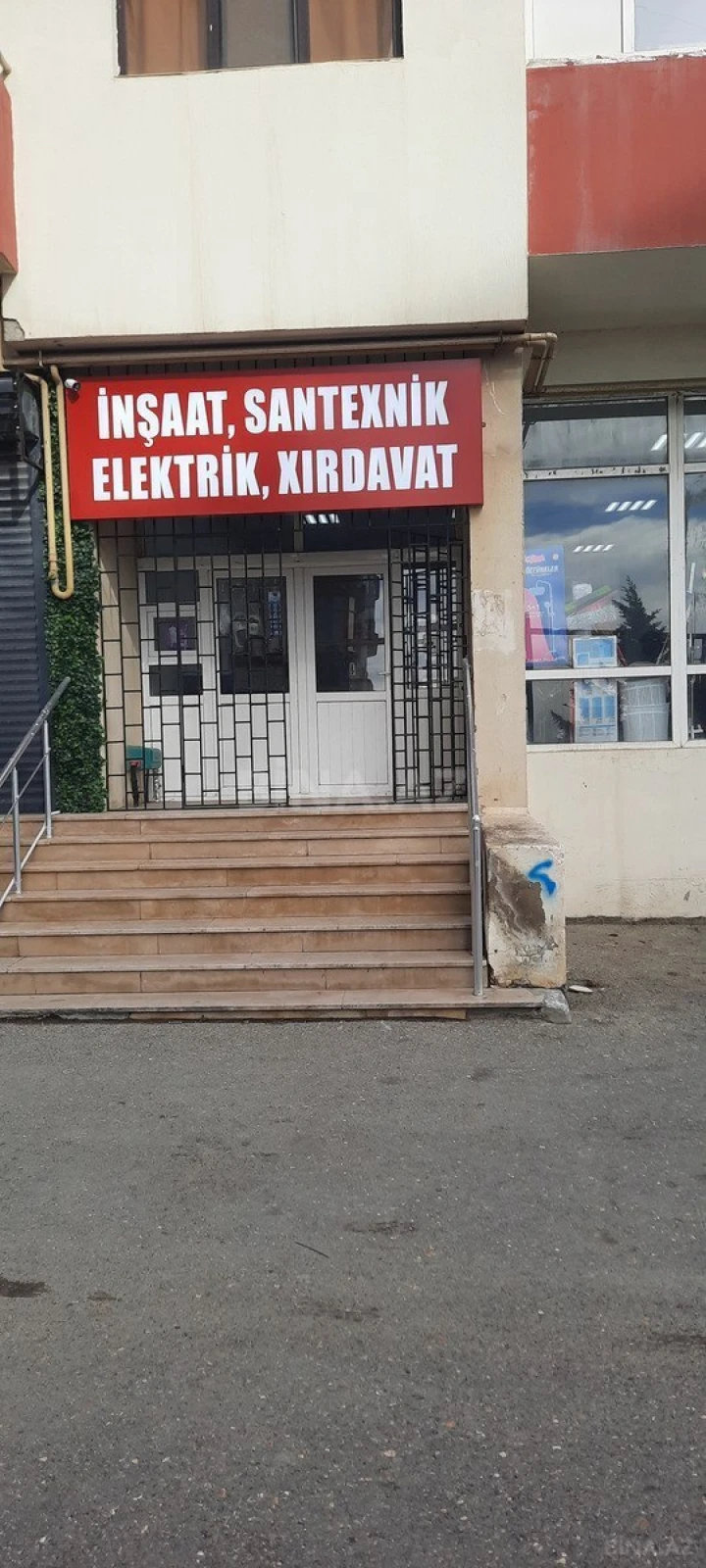 Satılır obyekt 93.5 m²