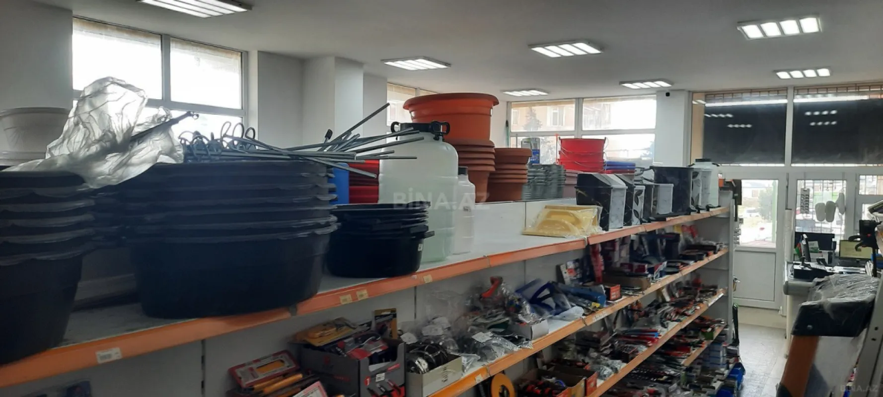 Satılır obyekt 93.5 m²