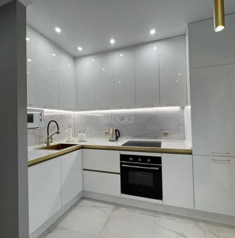 Satılır 2 otaqlı mənzil 70 m²