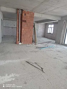 Satılır 2 otaqlı mənzil 115 m²