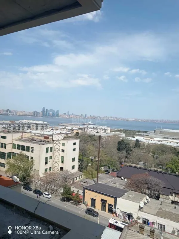 Satılır 2 otaqlı mənzil 115 m²