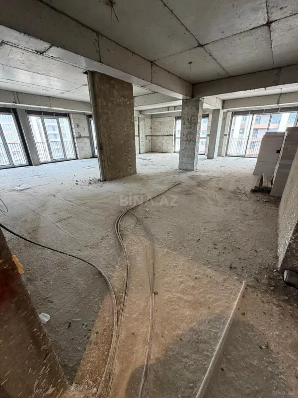 Satılır 3 otaqlı mənzil 124.7 m²