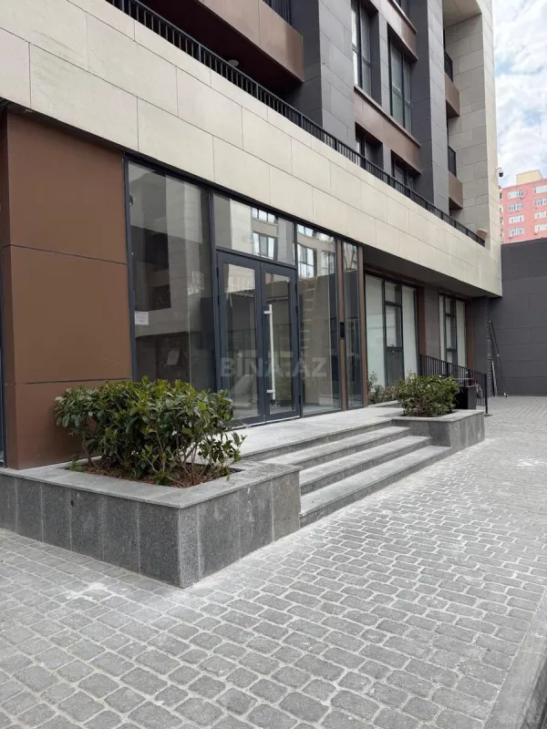 Satılır 3 otaqlı mənzil 124.7 m²