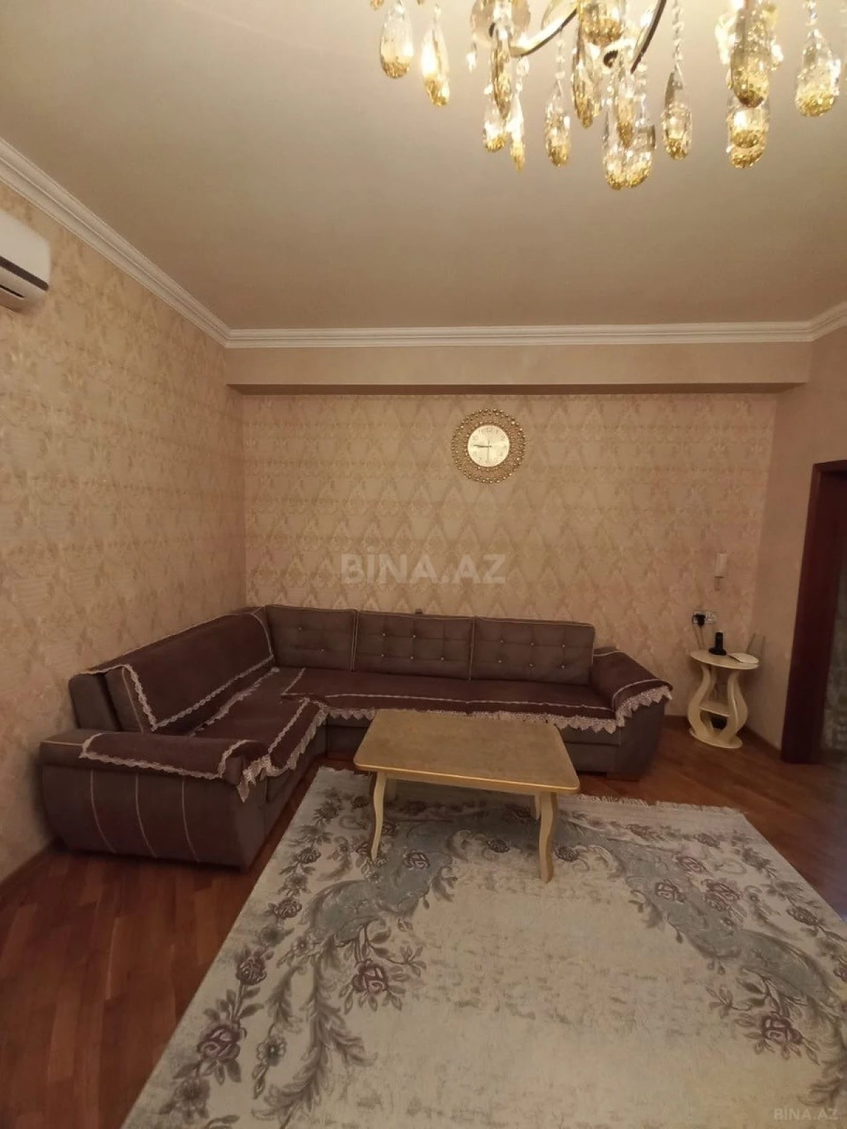 Satılır 2 otaqlı mənzil 100 m²