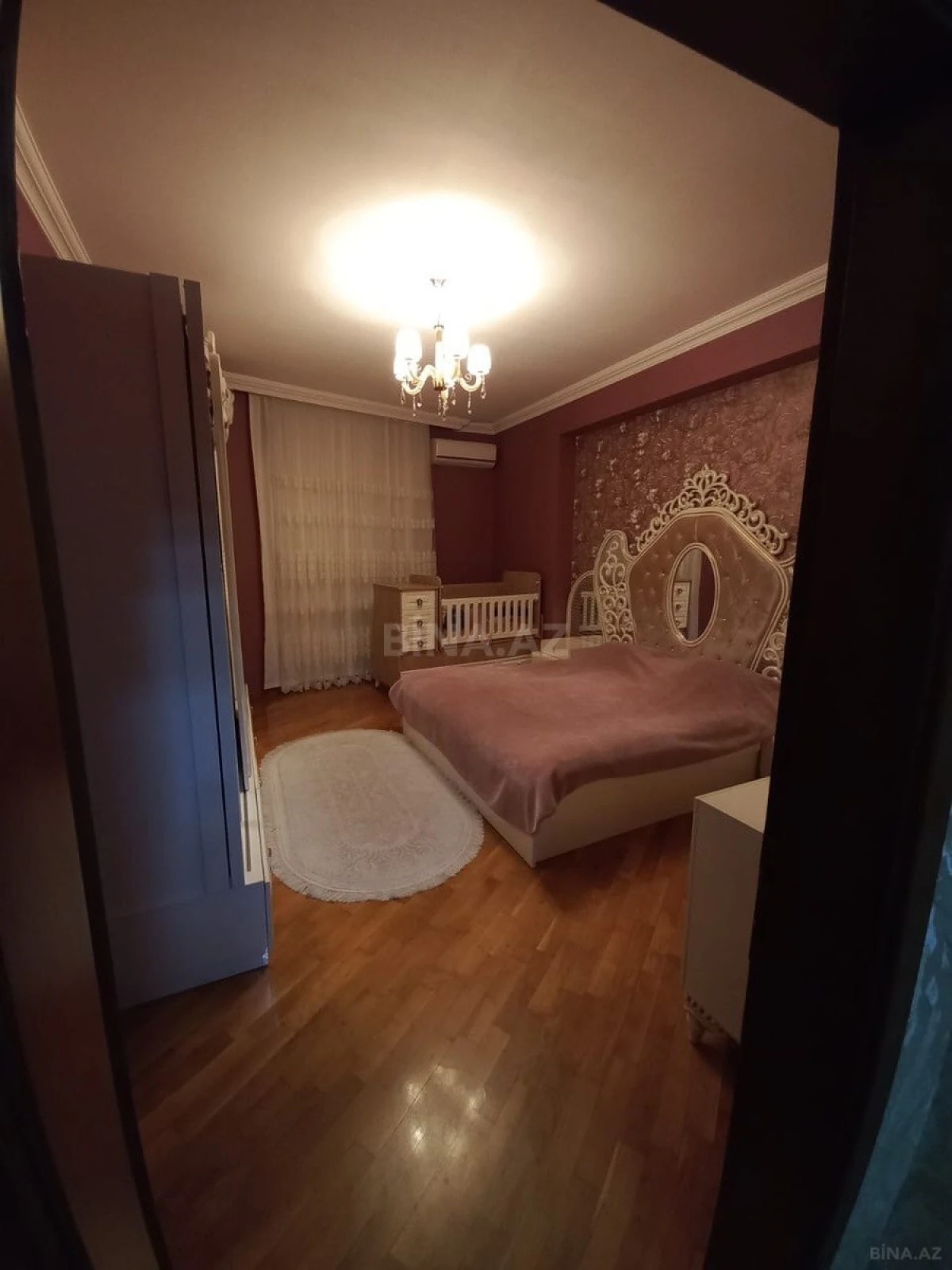 Satılır 2 otaqlı mənzil 100 m²