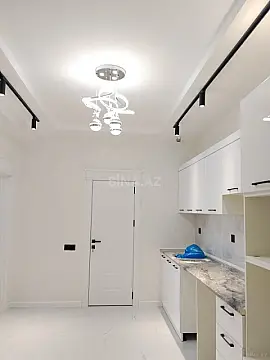 Satılır 2 otaqlı mənzil 68 m²