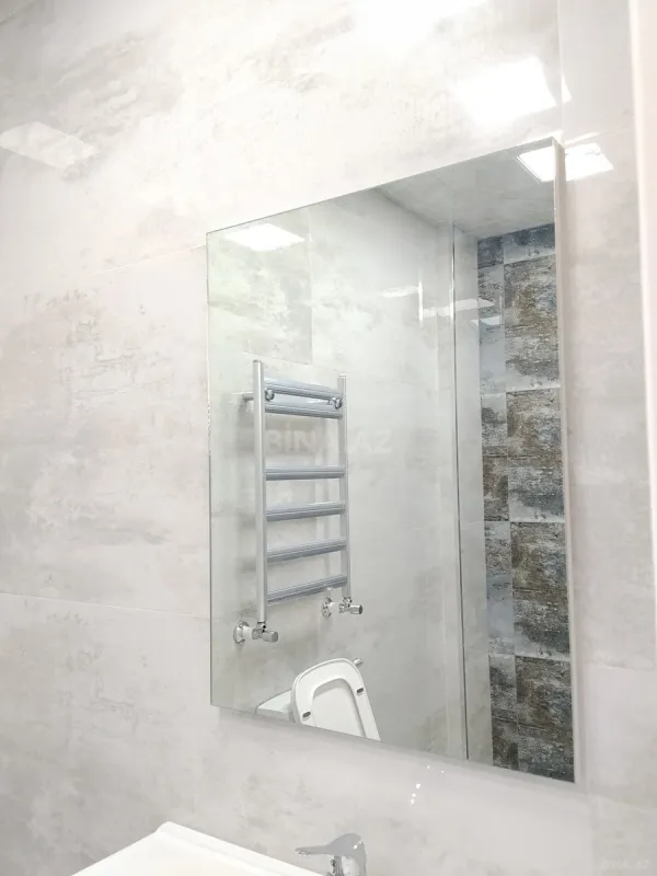 Satılır 2 otaqlı mənzil 68 m²