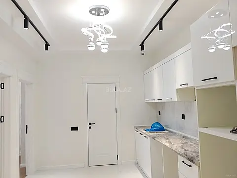 Satılır 2 otaqlı mənzil 68 m²