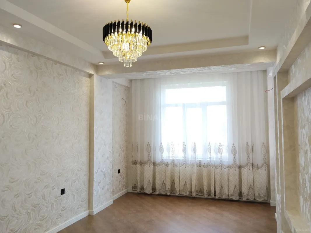 Satılır 2 otaqlı mənzil 68 m²