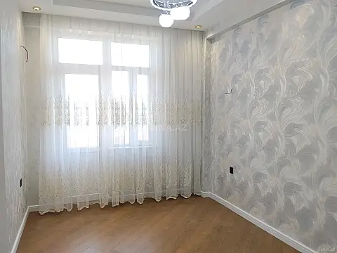 Satılır 2 otaqlı mənzil 68 m²