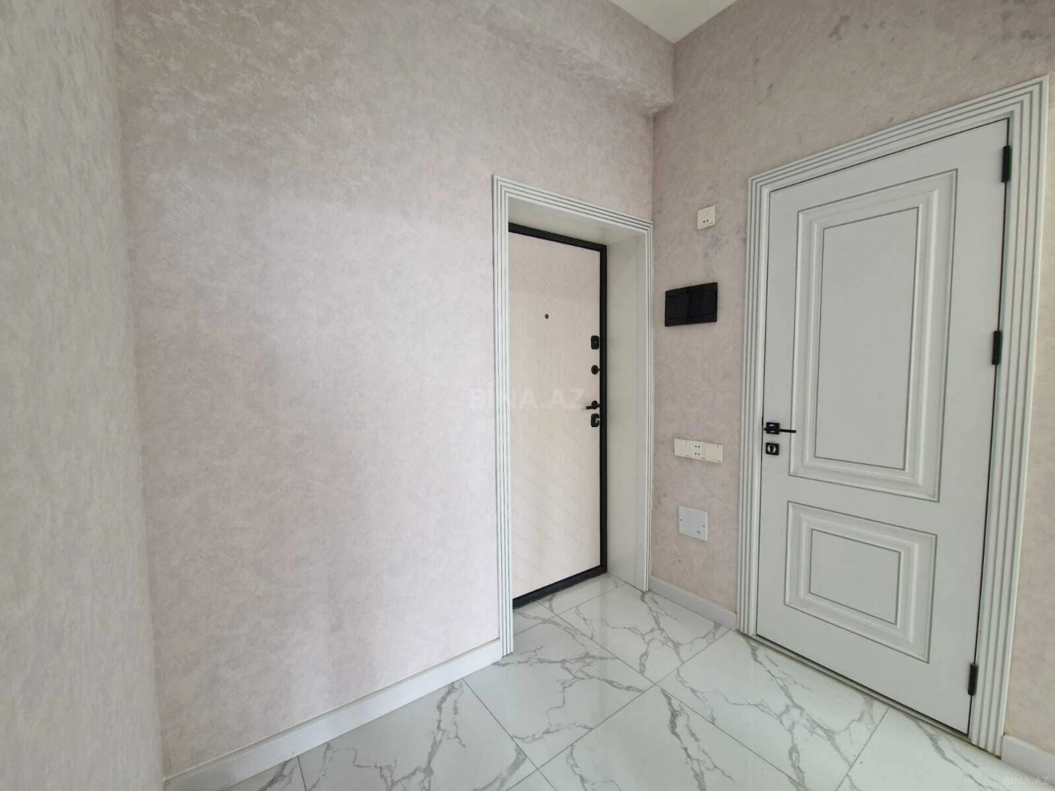 Satılır 2 otaqlı mənzil 53 m²